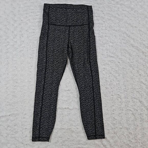 Athleta NWOT Ultimate Stash Pocket Textured 7/8 Tight Womens XS Gym HIIT Workout - Picture 1 of 9